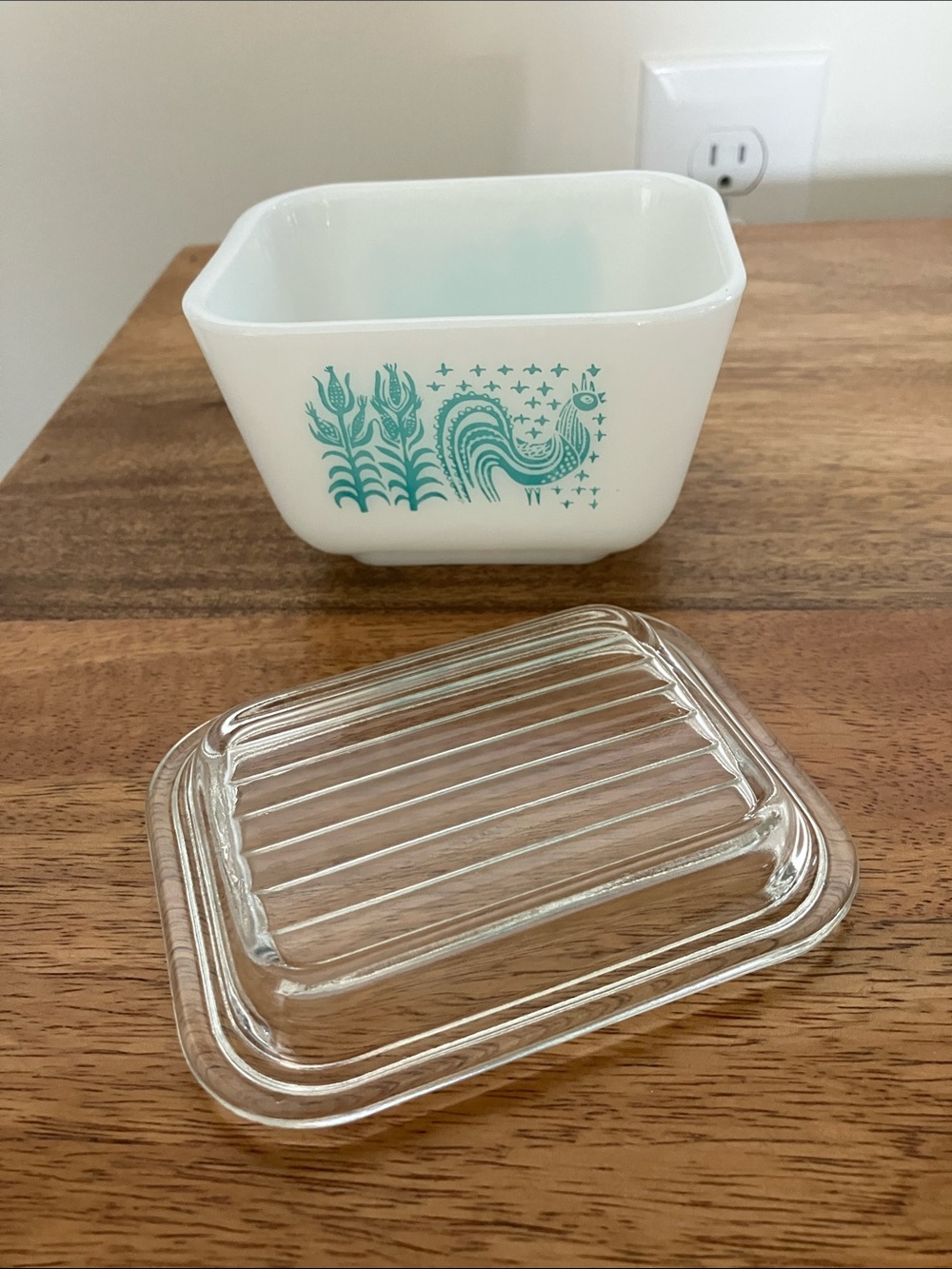 Vintage Pyrex Mini Rooster Refrigerator Dish Aqua Turquoise Milk Glass Glass Lid